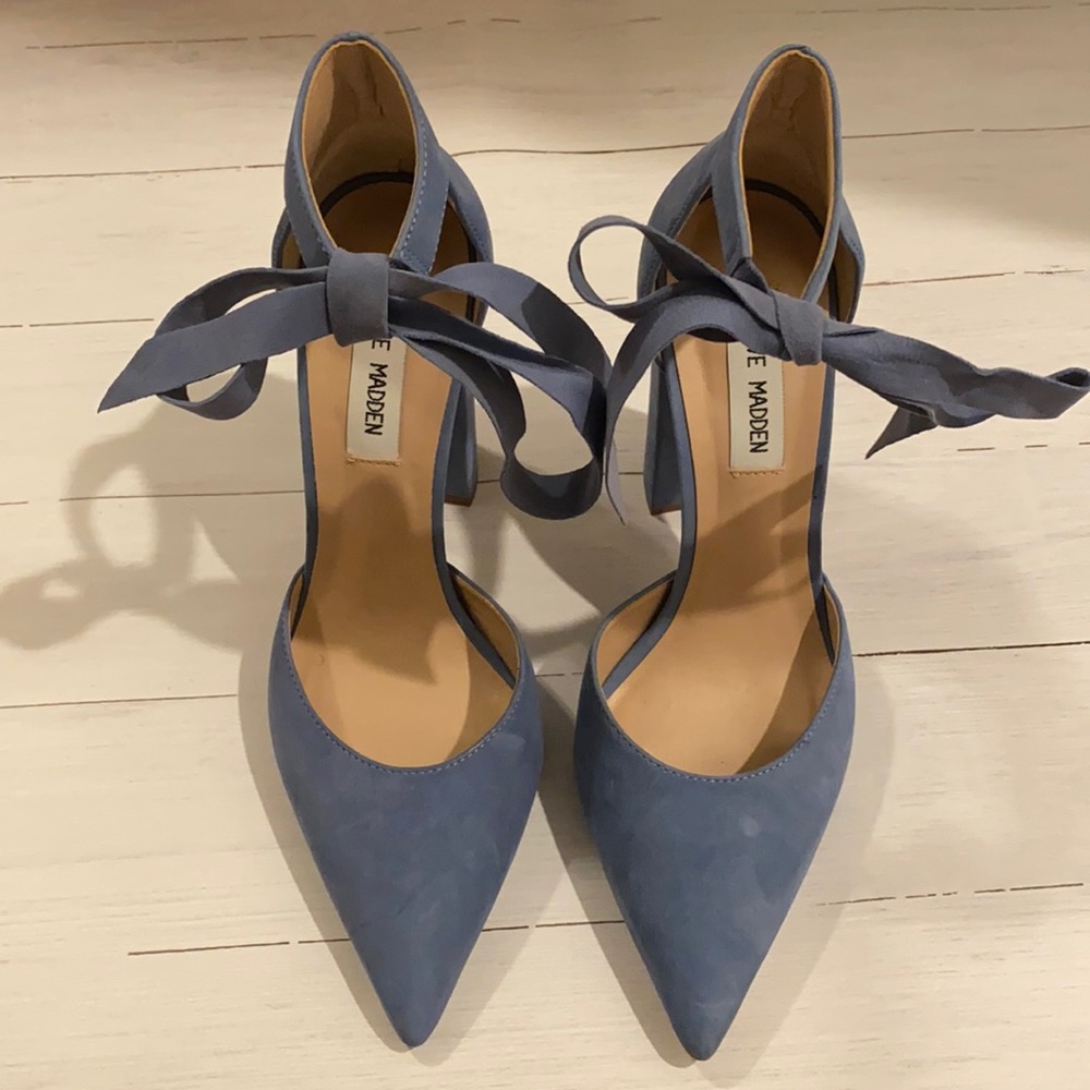 Blue Steve Madden Nubuck Heel